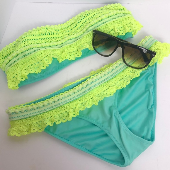 Victoria's Secret Other - Victoria’s Secret 2 pc  lace /Pom pom trim bikini